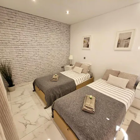 Nova - T2 Apartment